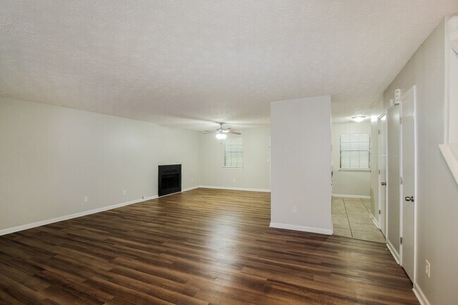 Building Photo - 5441 Mallard Trail