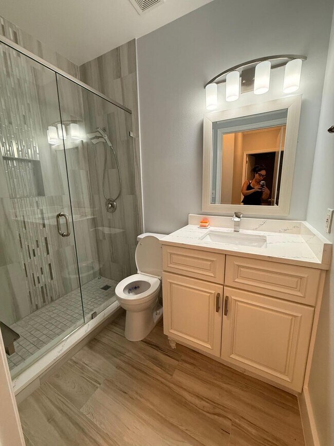 Foto del edificio - 1310 SW 48th Terrace