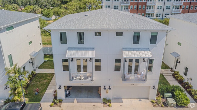 Building Photo - 4729 Legacy Park Dr