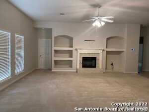 Building Photo - 1210 Willow Knoll