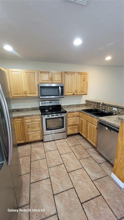 Foto del edificio - 11411 Pike Ct