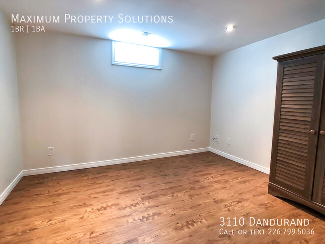 Building Photo - ALL INCLUSIVE Beautifully Renovated 1 Bedr...