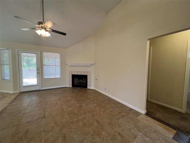 Building Photo - 1409 Waterfall Ave