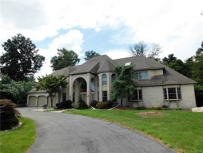 Building Photo - 3505 Manor Rd