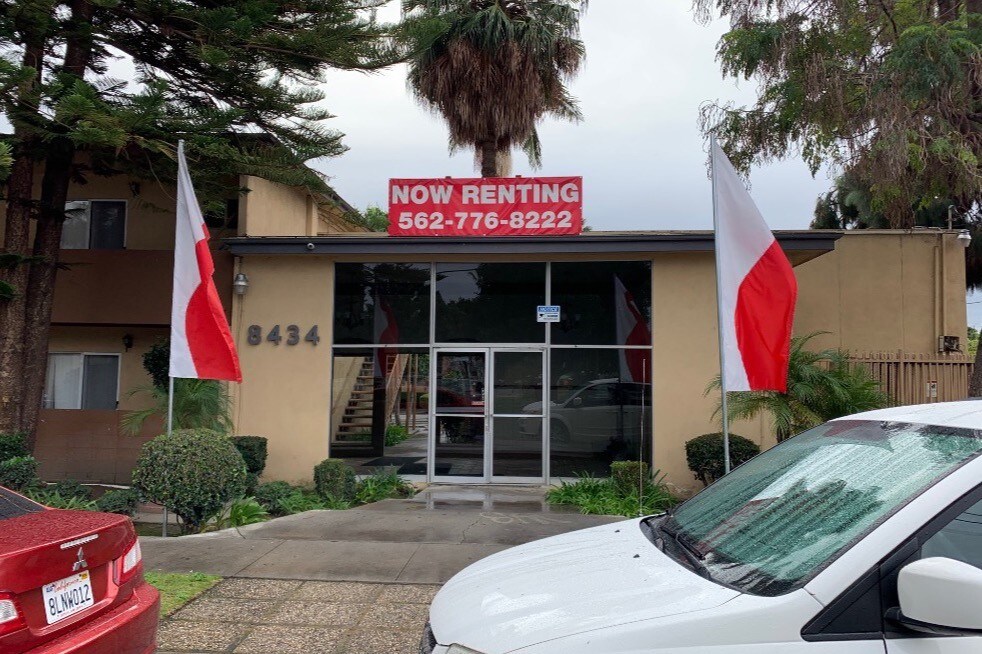 8434 Tweedy Ln, Downey, CA 90240 Apartments in Downey, CA