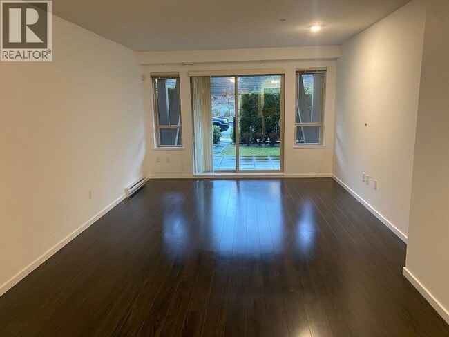 Building Photo - 3156 Dayanee Springs Blvd