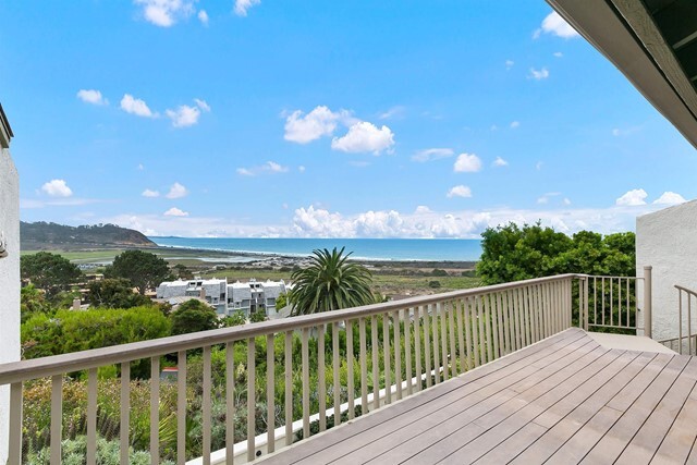 Building Photo - 13208 Caminito Mar Villa