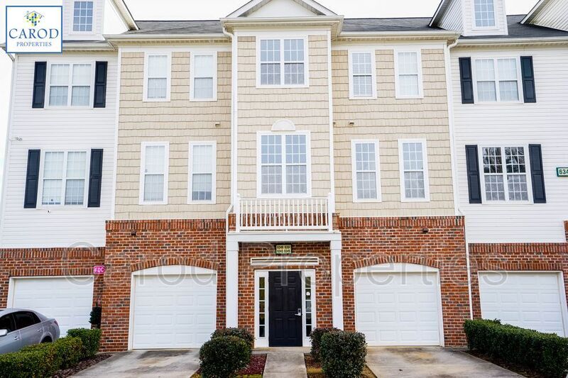 Primary Photo - 6351 Park Creek Dr