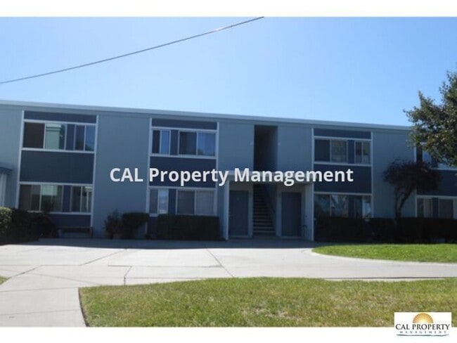 Foto del edificio - Newly Remodeled 2 Bedroom Apartment!