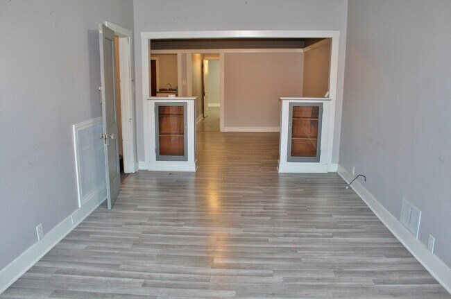 Foto del edificio - 404 Liberty St