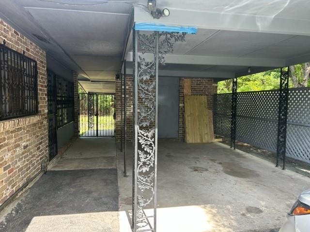 Building Photo - 2608 Fleetwood Dr N