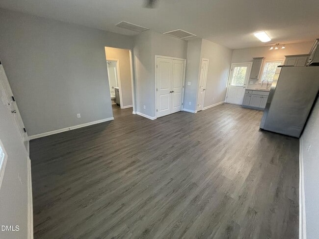 Foto del edificio - 20-A Korea St