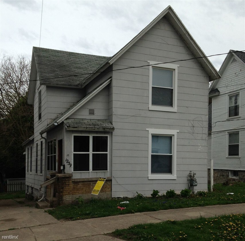 Primary Photo - 3 br, 1.5 bath House - 1239 North Ave NE