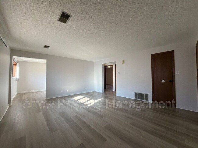 Foto del edificio - 424 N 4th St