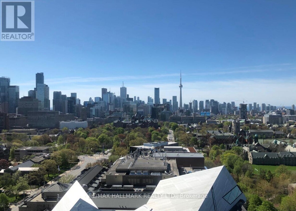 Photo principale - 200-2200 Bloor St W