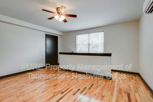 Building Photo - 517 Veritas St