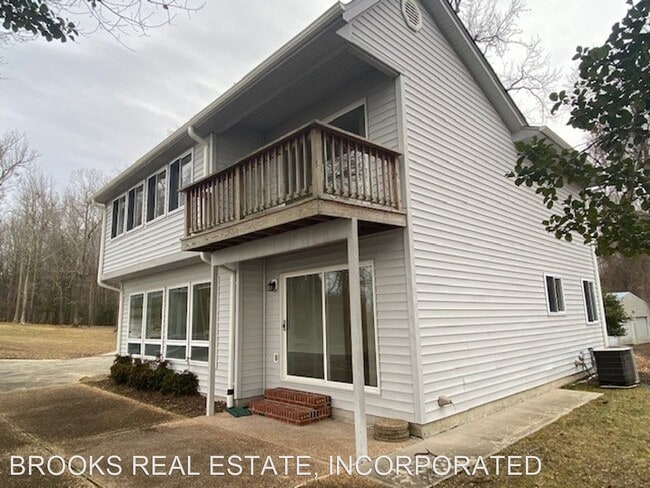 Building Photo - 3 br, 2.5 bath House - 9920 Sycamore Landi...