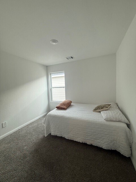 Foto del edificio - 16400 Jasmine Marie Pl