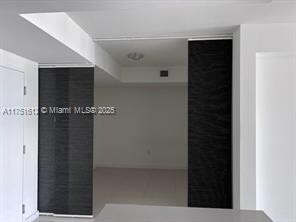 Foto del edificio - 7751 NW 107th Ave