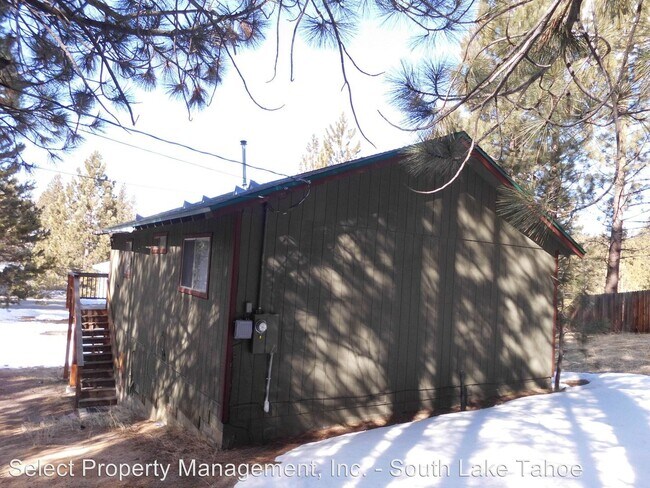 Building Photo - 2 br, 1 bath House - 1146 Nottaway Drive