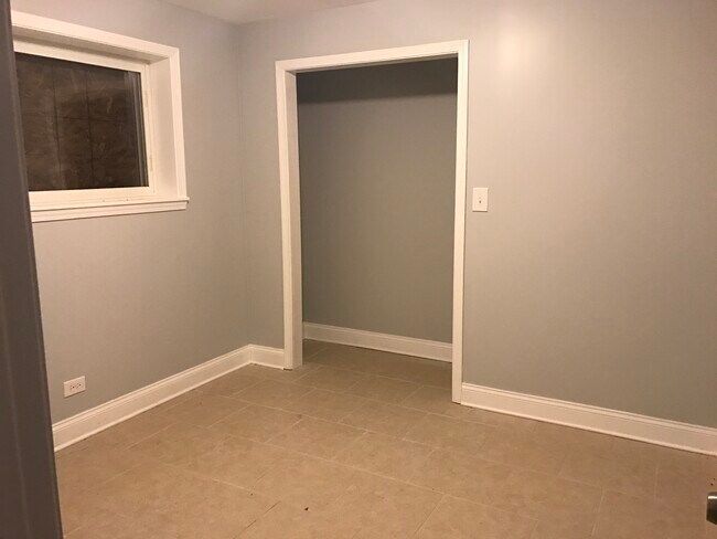 Bedroom 1 - 1112 Orchard Ave