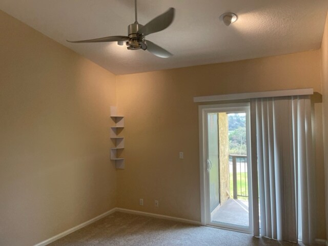 Built-Shelves, Ceiling Fans - 25541 Indian Hill Ln