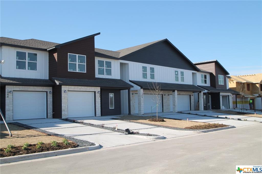 1932 Royal Loop, Belton, TX 76513 Townhome Rentals in Belton TX