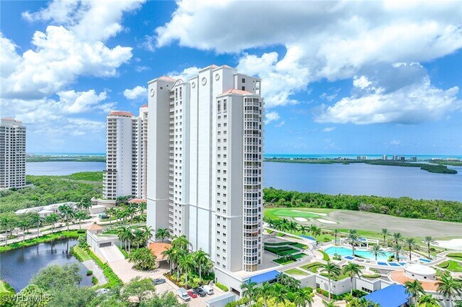 Foto del edificio - 4951 Bonita Bay Blvd