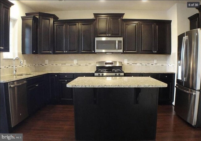 Building Photo - 8618 Stone Hill Ln