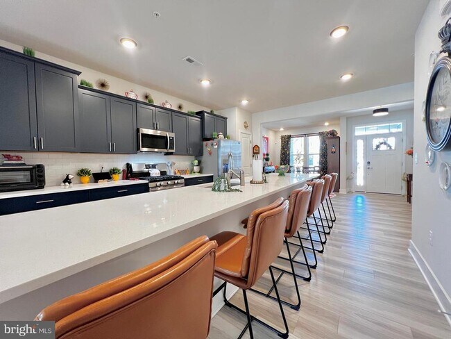 Foto del edificio - 3908 Glacier Bay Pl