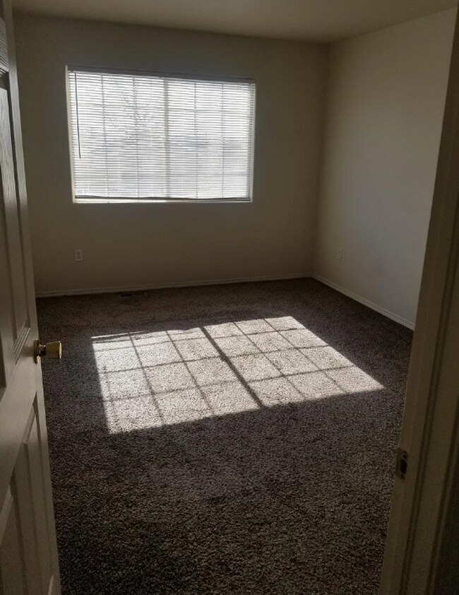 Foto del edificio - 2111 Northmoor Terrace