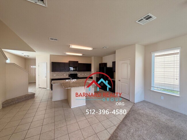Foto del edificio - Available Now: Home in a Family Friendly Neighborhood