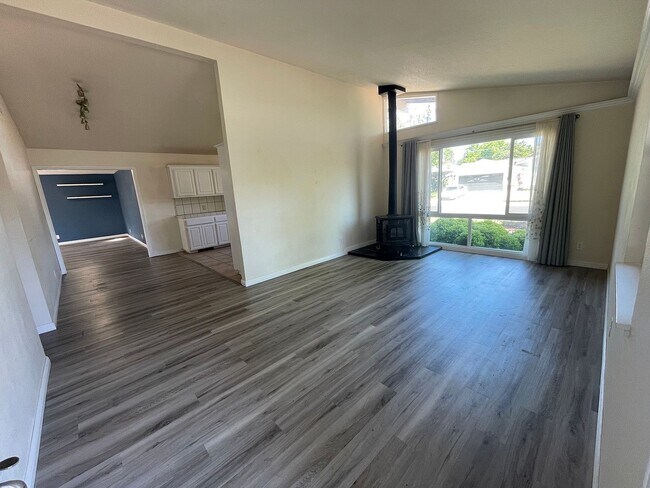 Foto del edificio - 284 Citrus Ave