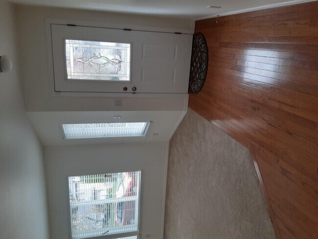Foto del edificio - 2730 10th Ct SE