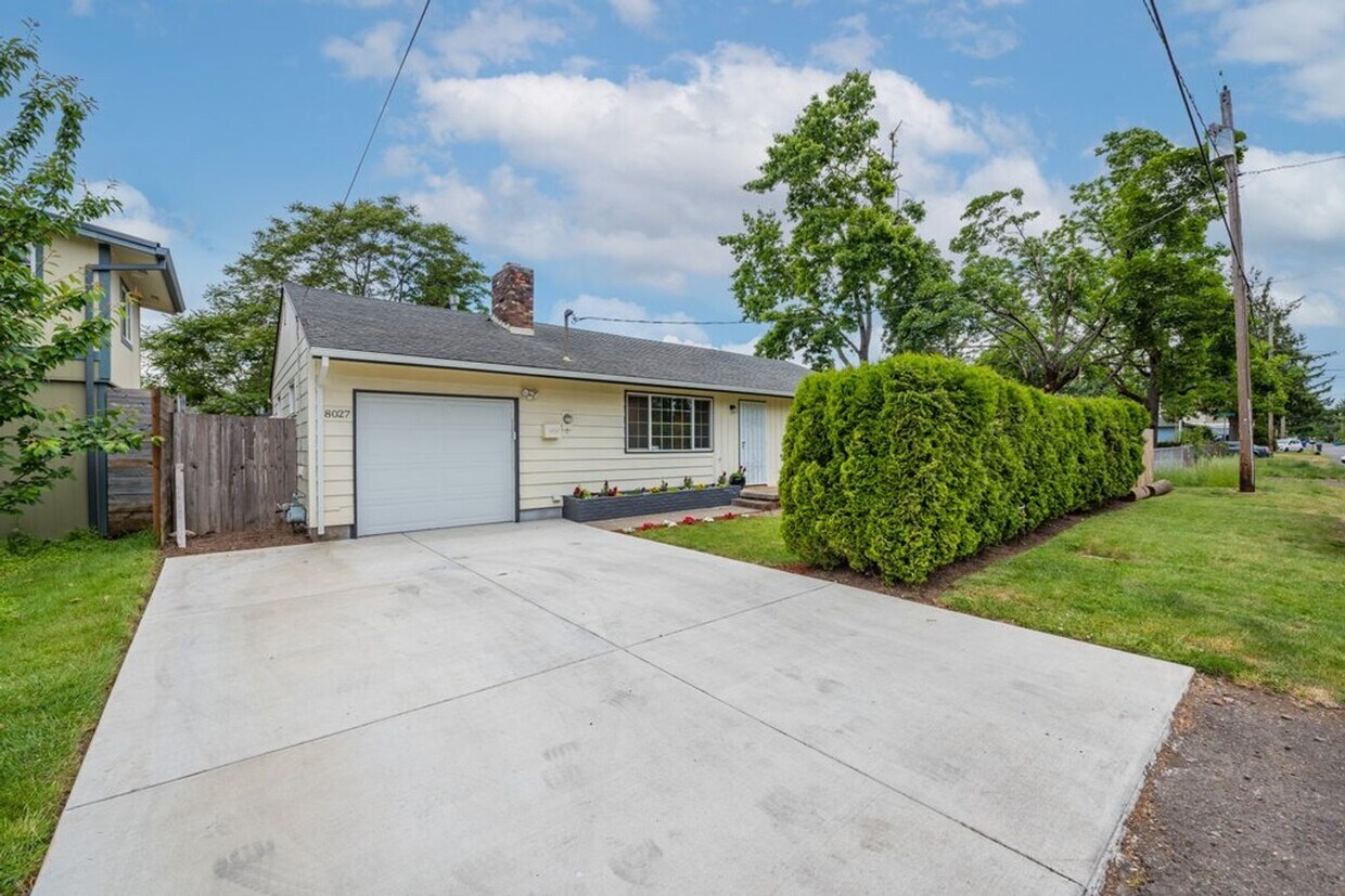 8027 SE 62nd Ave, Portland, OR 97206 - House Rental in Portland, OR ...
