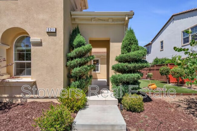 Building Photo - 521 N Miraloma Ct