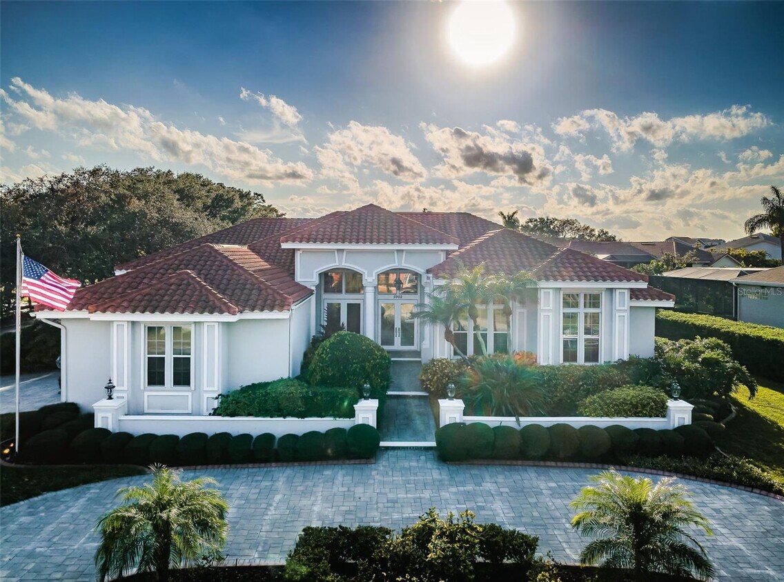 Foto del edificio - 5902 Pelican Bay Plz S