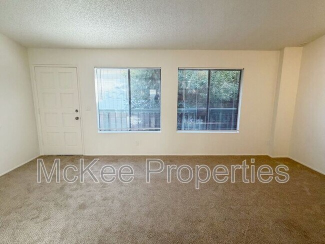 Foto del edificio - 3028 Juniper St