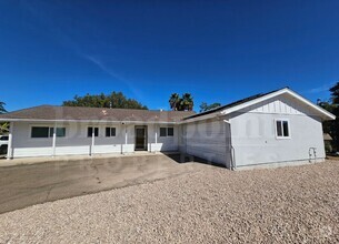 Building Photo - 1952 Kinross Ct