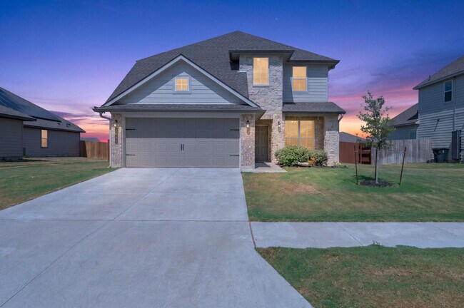 Foto del edificio - 6508 McGregor Loop
