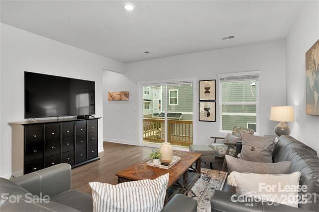 Building Photo - 2410 Arbor Loop Dr