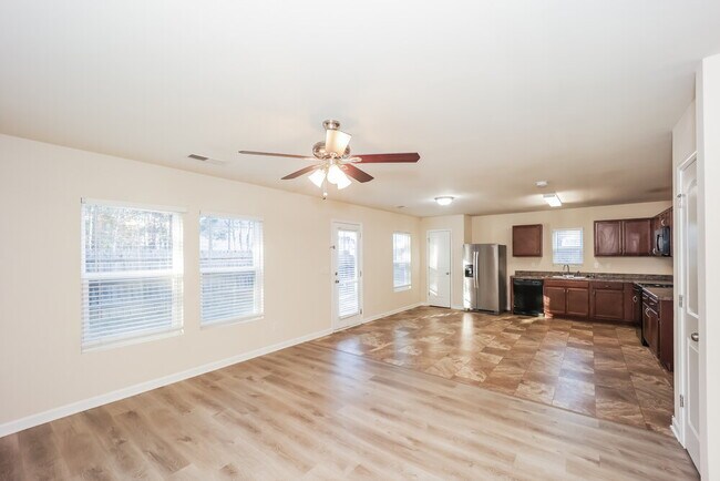 Foto del edificio - 12047 Quail Dr