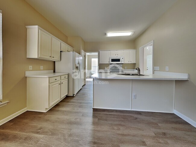 Building Photo - 8510 Heron Glen Dr