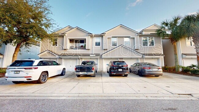 Foto del edificio - 7063 Deer Lodge Cir
