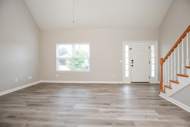 Foto del edificio - 6628 Shadyview Dr