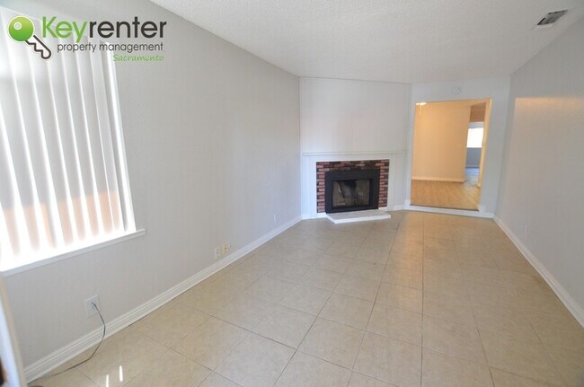 Foto del edificio - 5112 Gibbons Dr.