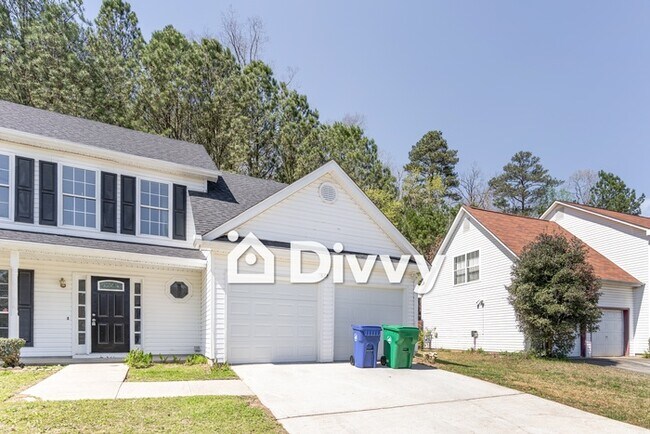 Foto del edificio - 2872 River Ridge Hill