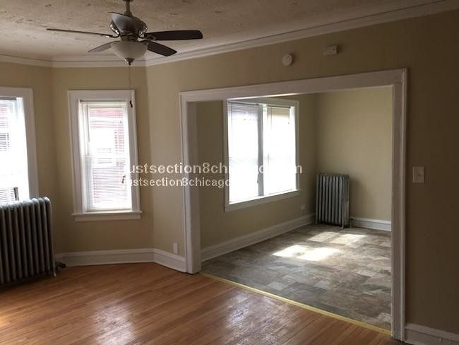 Building Photo - 7036 S Cregier Ave