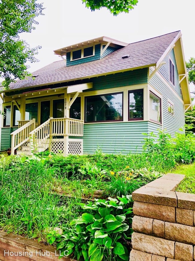 Building Photo - 3 br, 1.5 bath House - 2079 St Clair Ave