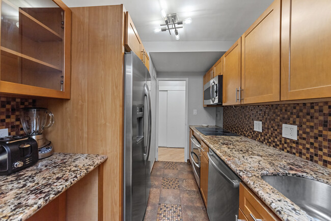 Foto del edificio - 3950 N Lake Shore Dr